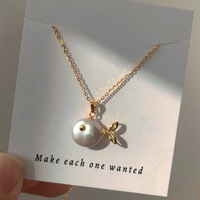 Perle baroque d'eau douce extraterrestre irrégulière naturelle petite baleine collier à breloques créature de la mer petit poisson boucles d'oreilles ensemble de bijoux