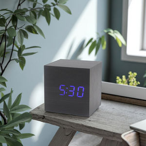 木製テーブルクロックLEDデジタル番号表示とオフィスまたはリビングルーム用温度アラーム付き工場価格 - Product Image 4