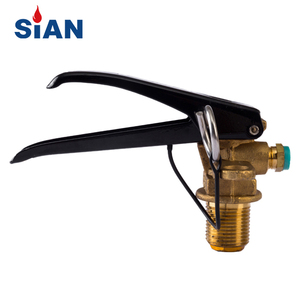 Cina Valvola <span class=keywords><strong>di</strong></span> FUHUA Fabbrica SiAN Marca Approvazione Del CE Valvola del Gas In Ottone Con <span class=keywords><strong>Dispositivo</strong></span> <span class=keywords><strong>di</strong></span> <span class=keywords><strong>Sicurezza</strong></span> Per Il Biossido <span class=keywords><strong>di</strong></span> Carbonio Fuoco <span class=keywords><strong>Estintore</strong></span> - Product Image 2