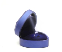 Boîte à bijoux en forme de cœur personnalisée de luxe avec éclairage LED et doublure en velours pour la Saint-Valentin - OEM disponible