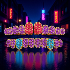 Grillz Unisex de Hip Hop con 10 Dientes, Chapado en Oro y Diamantes Incrustados, Joyería para Fiestas - Product Image 1