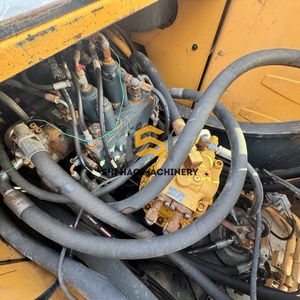 High Efficiency Hyundai 210LC-9S Wheeled Excavator for Road Construction Excavation Pre-<b>Owned</b> Engine Motor Pump Gearbox Gear PLC - Product Image 4