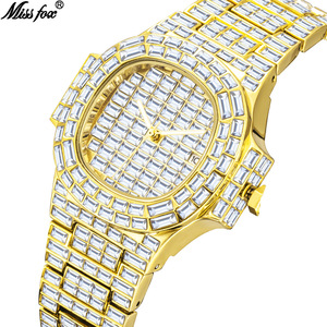 Reloj de Pulsera de Cuarzo de Lujo para Hombre con Incrustaciones de Circonitas, Resistente al Agua, de Acero Inoxidable Dorado, Reloj de Diamantes para Mujer - Product Image 4