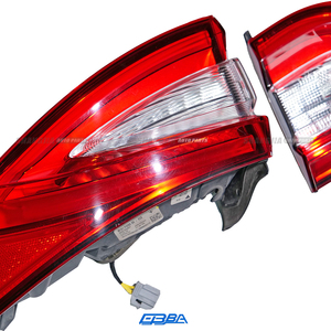 Feux arrière LED rouges OE 670106830 670106831 pour Maserati Levante 2017-2021 - Product Image 3