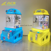 ACS Source Factory Meilleure vente Distributeur de jouets à monnayeur mini en plastique, version anglaise commerciale, pour attraper des poupées colorées de boutique, Garantie 1 an