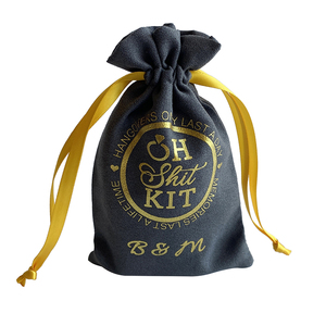 Sac de bonbons de mariage gris avec cordon de serrage en microfibre avec pochette de boîtes en daim avec logo personnalisé - Product Image 3