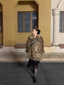 <span class=keywords><strong>Abrigo</strong></span> de Mujer, Estampado de Leopardo, Ajustado, de Spandex/Poliéster, Largo Medio, Ecológico, con un Solo Botón, Estilo Vintage, Cálido para Invierno 2026 - Product Image 4