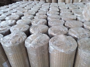 Grillage soudé en fer galvanisé 16g, 1/2" x 1/2", 48 pouces de large, fourni par l'usine, vendu au mètre, Hebei - Product Image 3