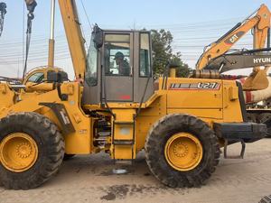 Chargeuse sur pneus TCM L27 d'occasion avec moteur et boîte de vitesses CAMC - Haute efficacité, bonne qualité, prix - Product Image 3