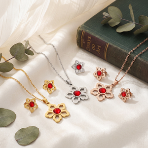 Oferta Especial: Conjunto de Joyería de Acero Inoxidable con Flores, Collar de Cadena Fina con Colgante de Corazón Hueco y Pétalos, y Pendientes de Cristal Rojo - Product Image 3