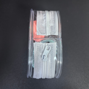 Nhỏ xách tay PVC cao su xương Dây Kéo Túi Bền đa mục đích ba chiều logo in nhựa lưu trữ túi thời trang - Product Image 4