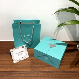Boîte Cadeau de Bijoux Vintage en Gros à Double Ouverture avec 16 Roses Éternelles – Emballage Cadeau pour la Saint-Valentin - Product Image 6