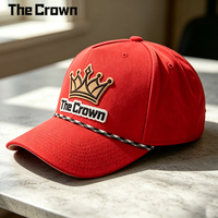 Gorra de béisbol roja con logotipo personalizado, 5 paneles, estructurada, con cuerda decorativa y parche de gamuza, venta al por mayor, fabricante