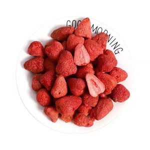 Le fette di fragola sono un tipo di frutta liofilizzata che la gente ama mangiare. Preservano il sapore delle fragole. - Product Image 1