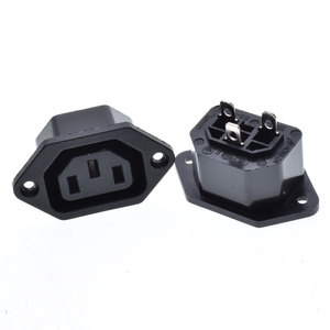 Presa di Corrente IEC320-C13 Presa <span class=keywords><strong>Industriale</strong></span> con Corrente Nominale 10A Interfaccia Elettrica Femmina IEC C13 <span class=keywords><strong>Pannello</strong></span> 250V - Product Image 1