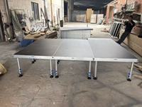 Scène en aluminium antichoc 4x4 4x8 pieds, installation rapide, plateforme de scène de concert en aluminium pour DJ et scène de danse, fournie directement par l'usine