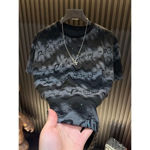 Camiseta Texturizada Tie Dye para Hombre <span class=keywords><strong>con</strong></span> Estampado de Letras en Relieve 3D, Corte Ajustado, Manga Corta, Estilo Casual - Product Image 4