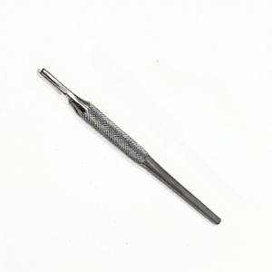 Poignée de scalpel manuelle Odontomed 2011 de qualité supérieure, en acier inoxydable, certifiée CE, ODM-27-40E, compatible avec les lames de scalpel de taille 10-15, 6 lames. - Product Image 1