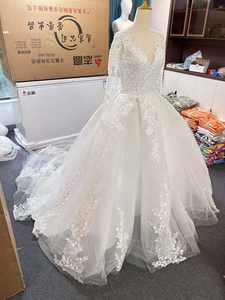 Precio de fábrica 2025 nuevo vestido de novia africano de manga larga de encaje Vintage con cuello en V bordado nupcial - Product Image 5