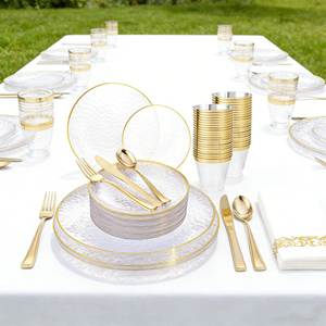 Assiettes de présentation dorées de 13 pouces, sous-assiettes en plastique pour services de mariage, sous-assiettes transparentes avec bord doré, assiettes de présentation en acrylique pour dîner - Product Image 5