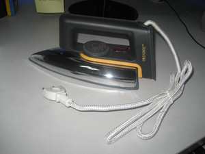 Setrika Listrik Ringan Harga Terjangkau 1172 - Product Image 5