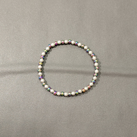 Bracelet Perles Dorées Scintillantes Mixtes en Acier Inoxydable Élastique Étanche – Collection Tendance Chaîne & Maillons – Offre Spéciale