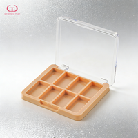 Palette à paupières vide rechargeable à 8 compartiments carrés, couvercle transparent, emballage cosmétique en ABS pour fard à joues et poudre illuminatrice, logo personnalisé OEM