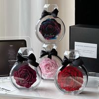 Idée de cadeau pour la Saint-Valentin Fleur d'éternité éternelle de luxe éternelle fleur immortelle préservée rose dans une boîte à parfum en acrylique