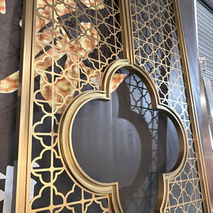 Sunsbuild Cloisons de restaurant et d'hôtel multifonctionnelles pliables en acier inoxydable personnalisées, style bohème, découpées au laser, en vente - Product Image 4