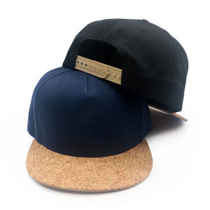 Casquette Snapback <span class=keywords><strong>en</strong></span> liège à 5 panneaux à profil bas personnalisé avec bord <span class=keywords><strong>en</strong></span> liège - Product Image 4