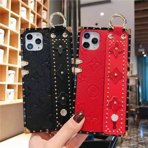 <span class=keywords><strong>Coque</strong></span> arrière en cuir avec bracelet pour <span class=keywords><strong>iphone</strong></span>, étui de <span class=keywords><strong>luxe</strong></span> pour téléphone portable, pour <span class=keywords><strong>iphone</strong></span> <span class=keywords><strong>11</strong></span> 12 <span class=keywords><strong>pro</strong></span> max - Product Image 3