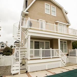 Escalier en colimaçon incurvé au design moderne avec balustrade en verre et acier, marches en chêne américain, marches en verre stratifié pour villas - Product Image 5