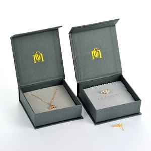 GLAMPKG - Juego de Cajas de Papel para Joyería con Cierre Magnético y Logotipo Grabado en Oro, Paño de Pulido, Bolsa de Joyería Plegable de Lujo - Product Image 1