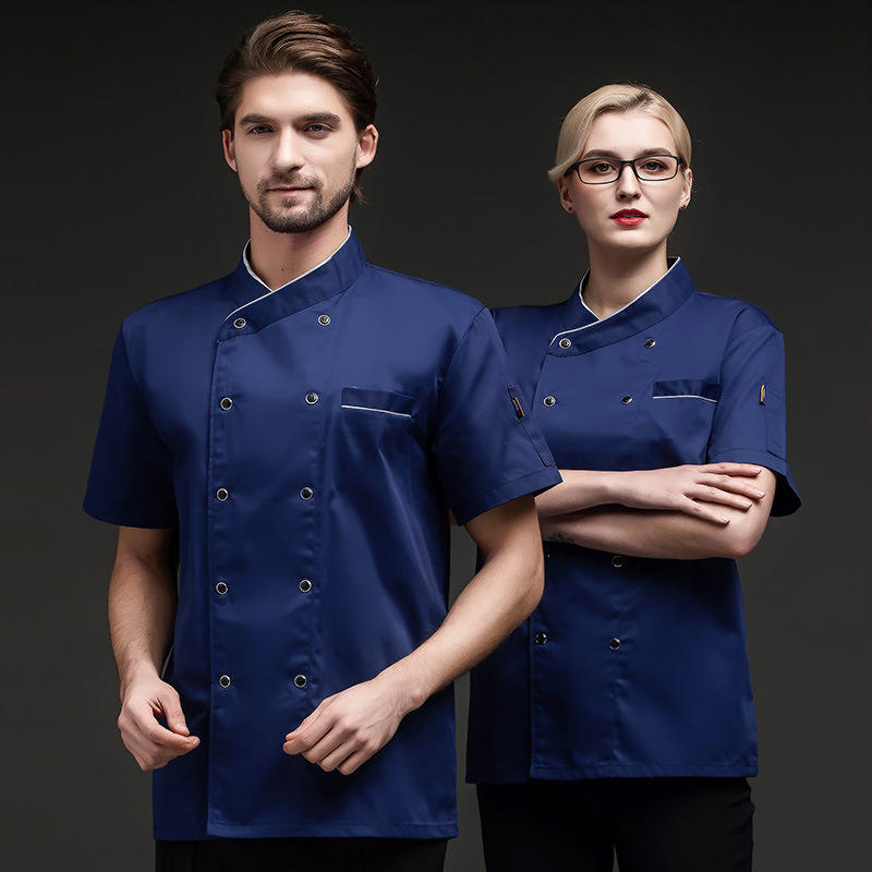 เสื้อแขนสั้นสีน้ำเงิน