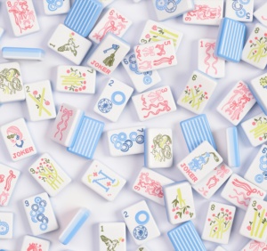 Juego de Ajedrez Americano de Acrílico de Alta Calidad, Personalizado, de Lujo, Moderno, Portátil, con 160 Piezas, Rayas Azules, Duradero y Ecológico - Product Image 1