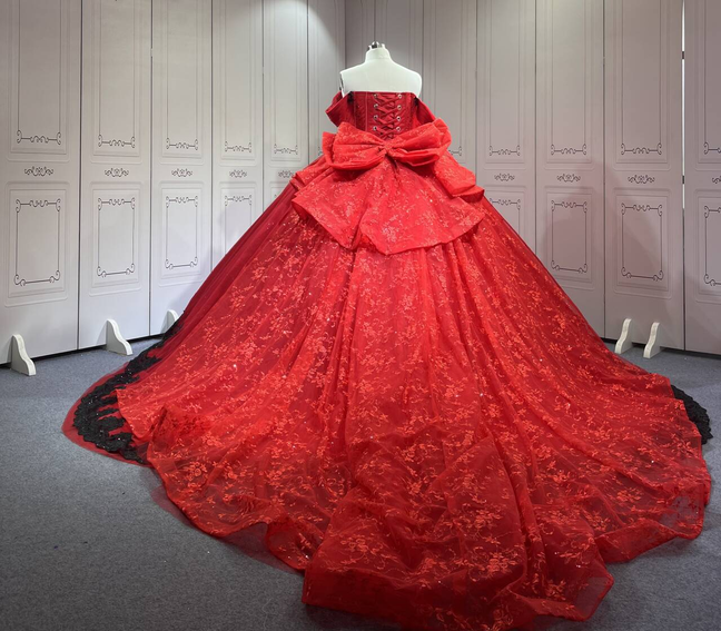 Red Dresses with Detachable Train - 2025 Mermaid Gowns