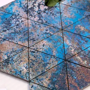 Mattonelle di mosaico in alluminio a mosaico di porcellana di colore misto triangolo in metallo antico triangolo