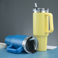 Gobelet classique en verre isolé sous vide, chope à bière en acier inoxydable de 40 oz avec ouvre-bouteille intégré