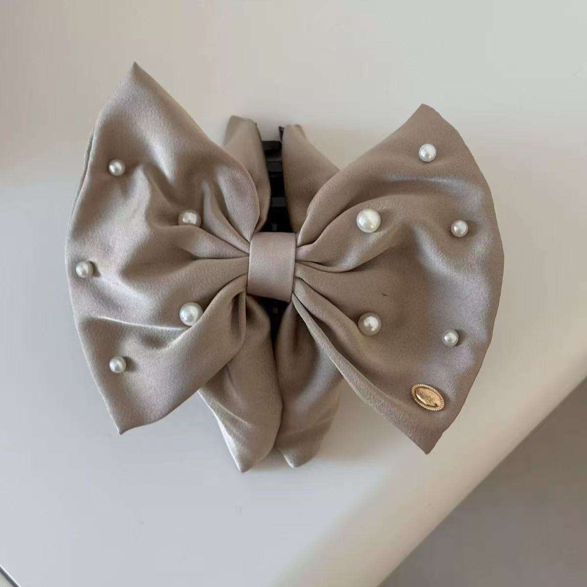 สีน้ำตาล