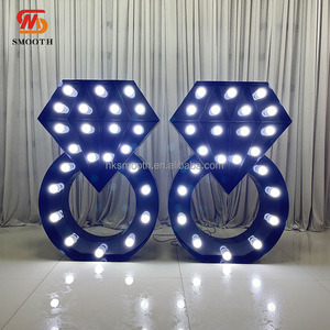 Letrero Luminoso LED Gigante de Metal Personalizado con Forma de Anillo de Diamante, Número o Letra, de 3, 4 o 5 Pies, para Propuesta de Matrimonio - Product Image 4