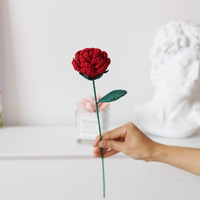 Bouquet de fleurs artificielles tricotées à la main de 33 cm, dégradé de couleurs, roses pointues en fil de laine simulé, fleurs éternelles