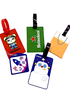 Étiquette de bagage de luxe en PVC souple personnalisée, étiquette de bagage imperméable, impression UV 2D 3D, étiquette d'identification de voyage avec logo personnalisé pour la promotion - Product Image 1
