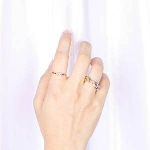 Venta al por mayor anillo <span class=keywords><strong>de</strong></span> <span class=keywords><strong>piedra</strong></span> lunar 925 plata esterlina cristal reina anillo <span class=keywords><strong>de</strong></span> compromiso joyería fina para regalo <span class=keywords><strong>de</strong></span> <span class=keywords><strong>mujer</strong></span> - Product Image 5