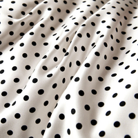 Tissu en soie imprimé numérique 22 Momme, crêpe satin uni, 100% soie de mûrier, motif pois marbré, 90 GSM pour robes de mariée