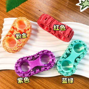 Nuevo Juguete Antiestrés de Plástico para Adultos, Spinner con Ruedas de Tanque, Juguete de Escritorio para la Ansiedad, Piñones, Volante, Giroscopio de Dedo, Unisex - Product Image 3