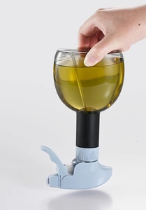 Botella de Spray de Aceite Reutilizable Ecológica de Alta Calidad de 280 ml con Pistola Rociadora, Contenedor y Dispensador de Aceite para Asar a la Parrilla - Product Image 3