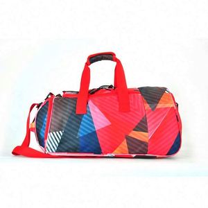 Sacs de sport personnalisés de luxe, imperméables, impression par sublimation, pour le sport, le yoga, la gym, les voyages d'une nuit - Product Image 5