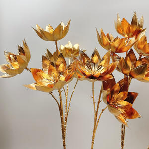 ดอกบัวประดิษฐ์สีทองดอกบัวปลอมสำหรับงานแต่งงานของตกแต่งวันคริสต์มาสตรุษจีน - Product Image 4