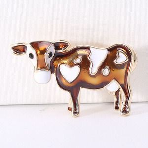 Broche Pequeno Personalizado com Design de Gota de Óleo, Diamante, Amor, Vaca Fofa, Agulha de Colar com Temperamento Delicado, <span class=keywords><strong>Pin</strong></span> Exquisito para Bolsa - Product Image 3