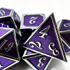 Jeu de dés en métal 7 pièces (D20, D12, D10, D8, D6, D4) pour jeux de rôle (Dungeons & Dragons, TTRPG) - Product Image 3